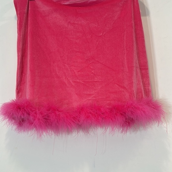 Sugar Thrillz dolls faux fur hem velvet mini skirt Barbiecore pink sz large new - Picture 5 of 9